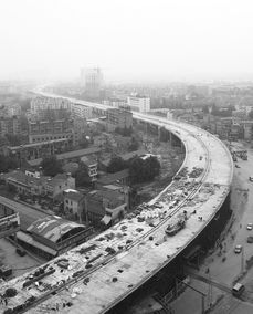 武汉白沙洲大道高架桥等三大市政工程延期通车